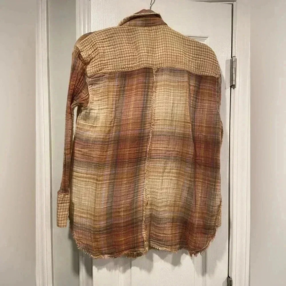 Urban Outfitters UO Shredded Hem Brown Plaid Double Gauze Button Down Size XS - Picture 9 of 13